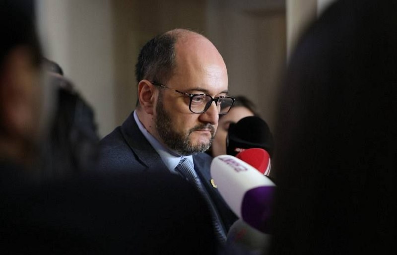 Глава Аппарата премьер-министра Армении Араик Арутюнян подал в отставку: заявление и реакция