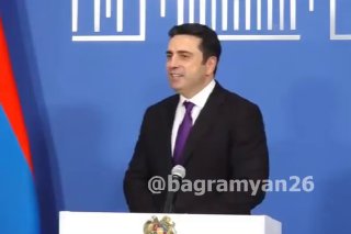 Ален Симонян отказался от мандата и покидает пост спикера парламента Армении