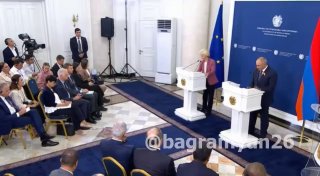 Урсула фон дер Ляйен в Ереване: ЕС выделит Армении 200 млн евро на инфраструктуру и мир