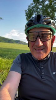 Пашинян указал на участок строительства нового стадиона в Иджеване