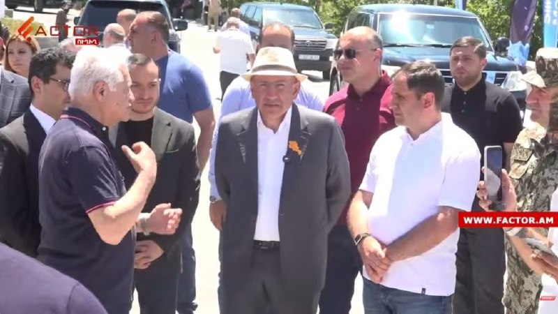 Никол Пашинян посетил военно-промышленную выставку в СКК им. Карена Демирчяна в Ереване