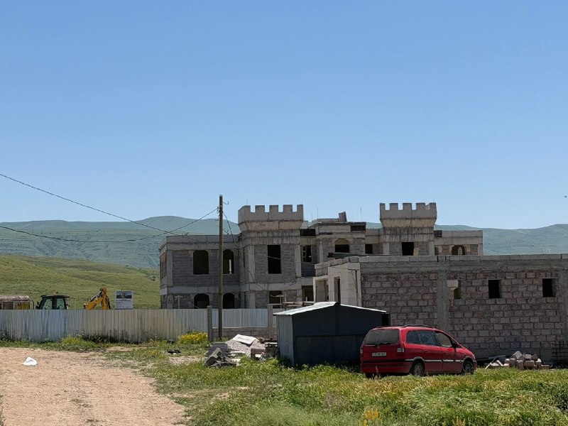 В селе Зар Котайкской области строят новую школу и впервые детский сад — заявление правительства