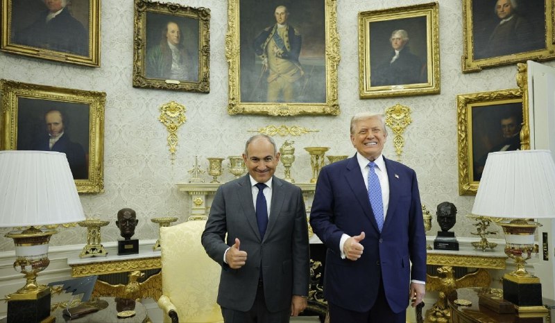 Пашинян в поздравлении Трампу указал на его роль в мире между Арменией и Азербайджаном