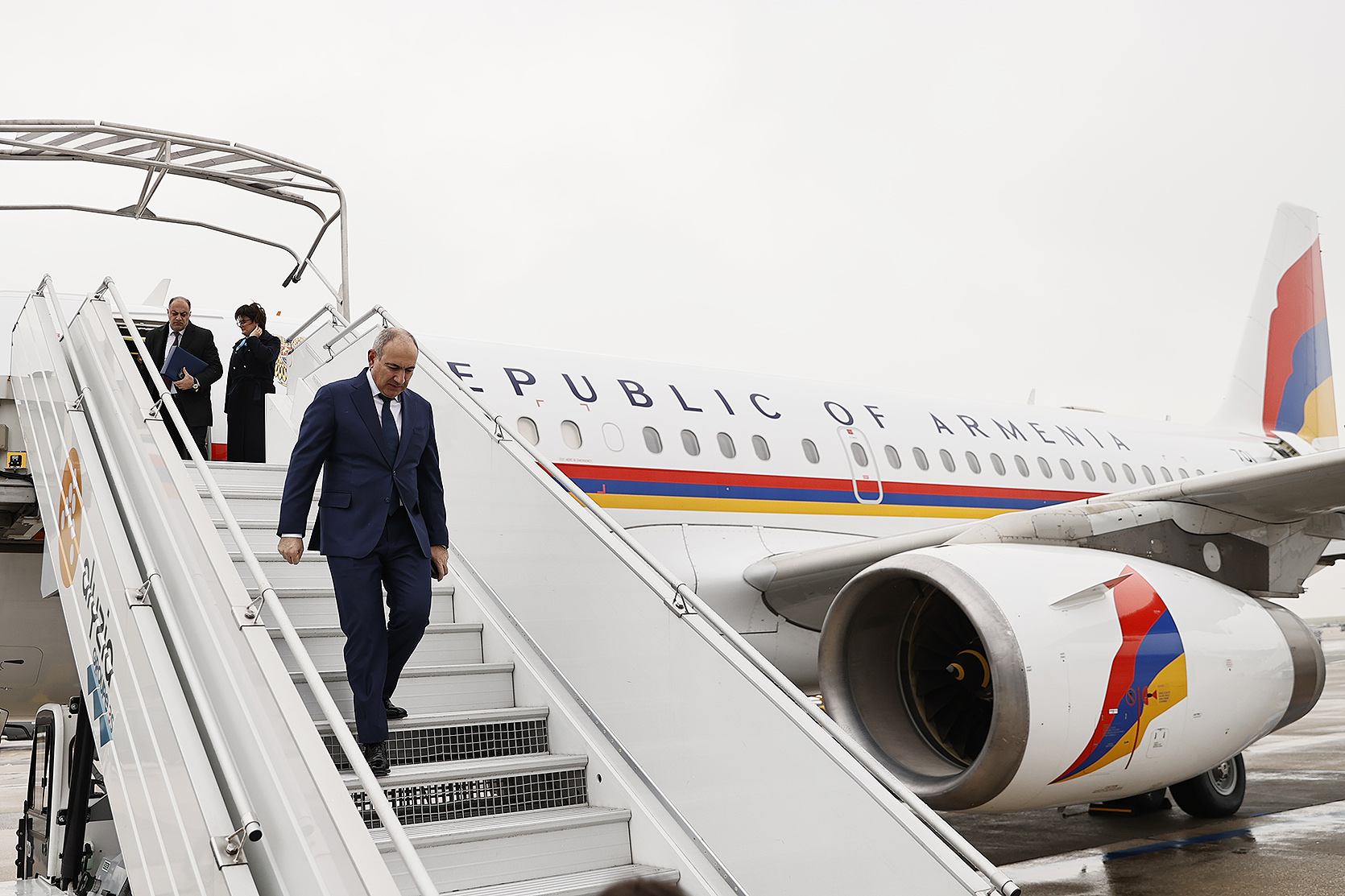 Пашинян отправился с рабочим визитом в Россию: что известно