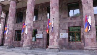 Жанна Андреасян проверила ремонт в Государственном институте физкультуры и спорта Армении