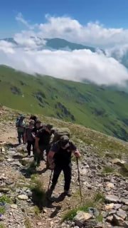 Пашинян опубликовал видео восхождения на гору Хуступ в Сюнике