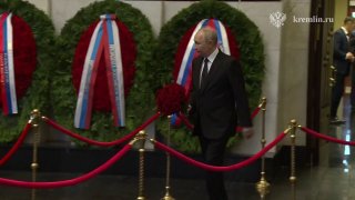 Путин простился с бывшим министром обороны РФ в Москве: детали церемонии