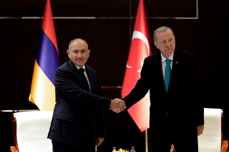 Эрдоган поздравил Пашиняна с победой на выборах в Армении и выразил надежду на мир