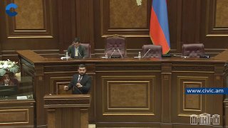 Алексанян: оппозиция покинула зал заседаний НС из-за «передачи» для заключенных товарищей