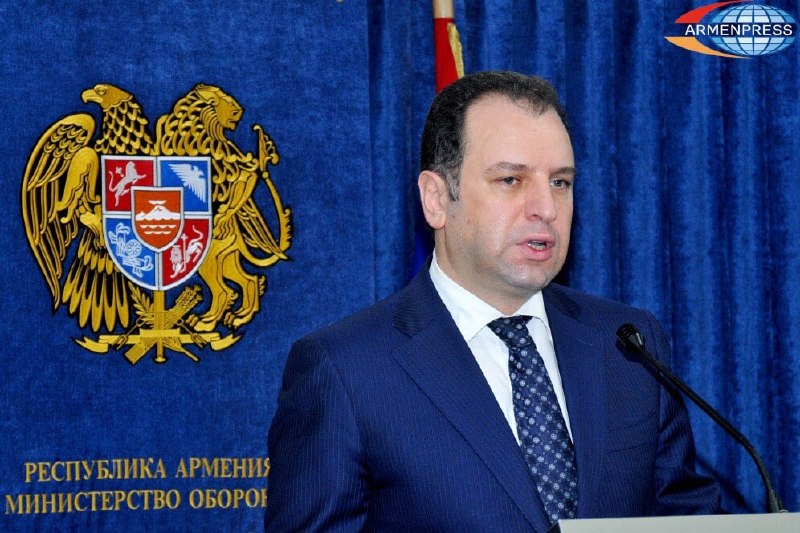 Экс-министр обороны Армении Виген Саргсян арестован заочно и объявлен в розыск